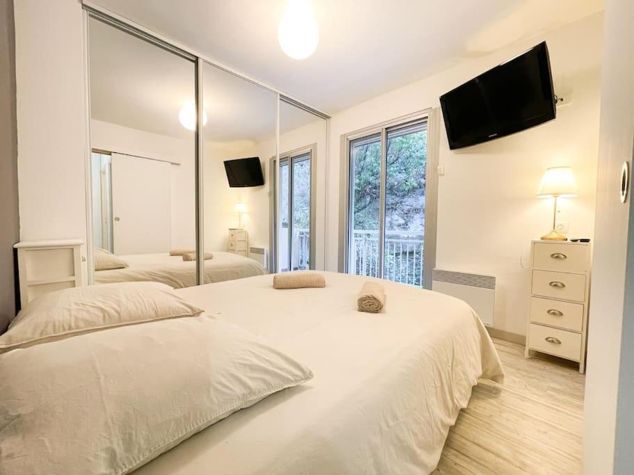 Cosy Deux Pieces Apartment Menton Bagian luar foto